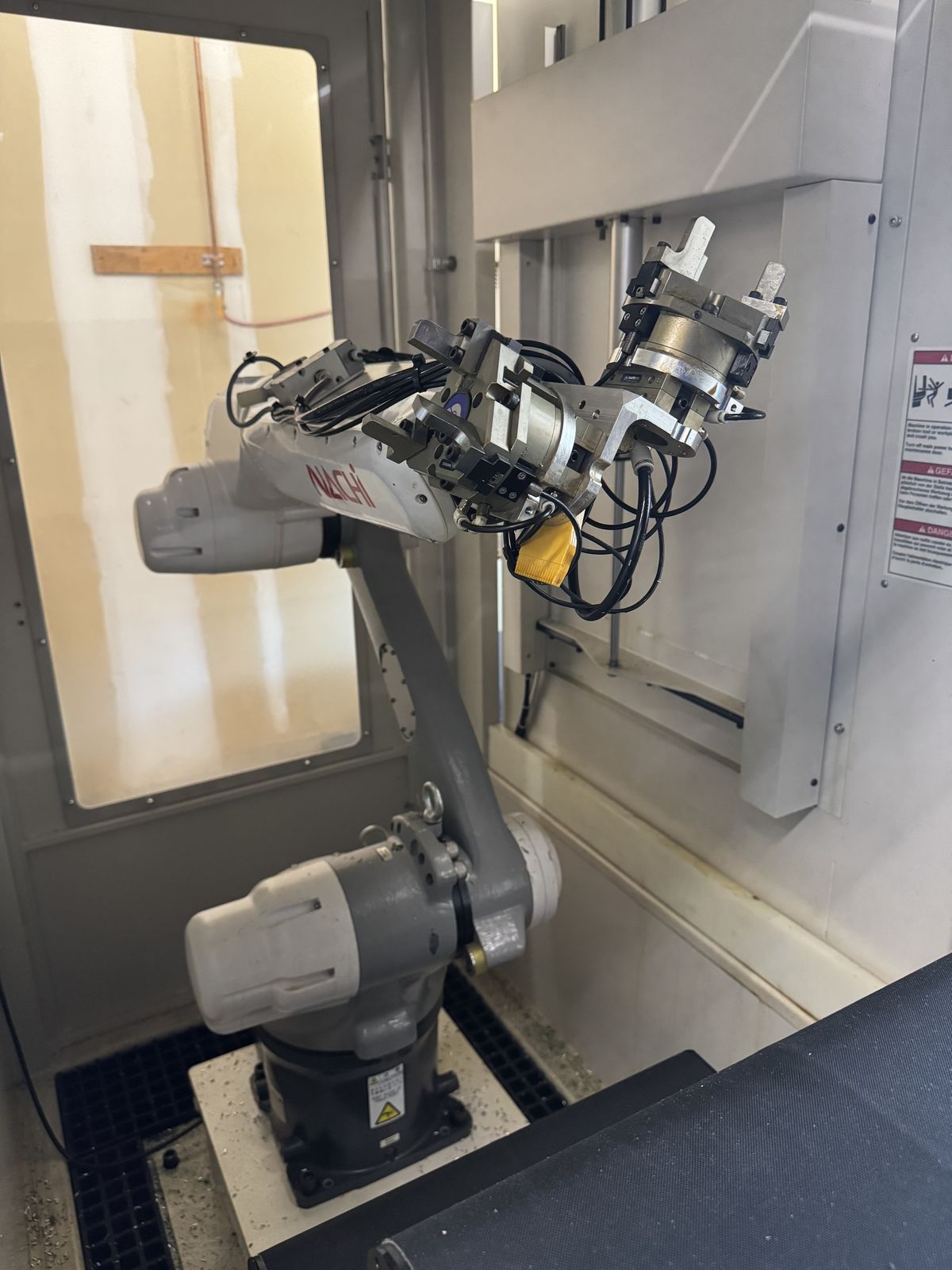 Robotic machine tending in the Highpower factory