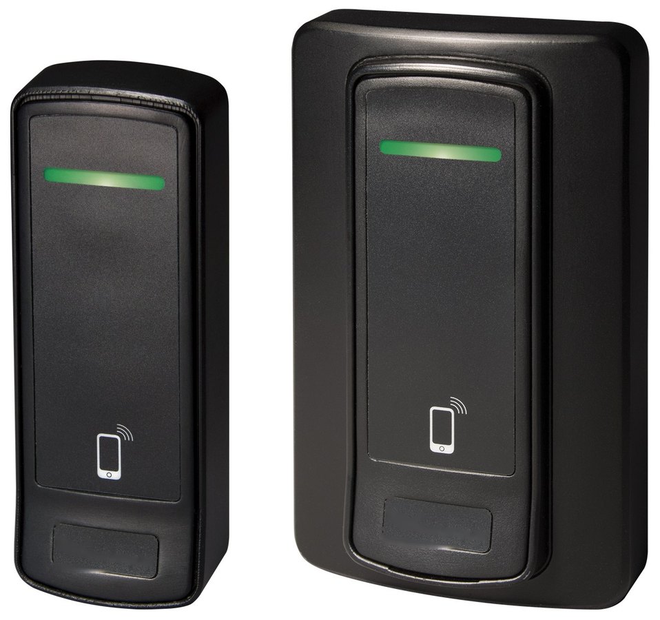CSR-35L reader, shown on a mullion and with its single-gang adapter plate